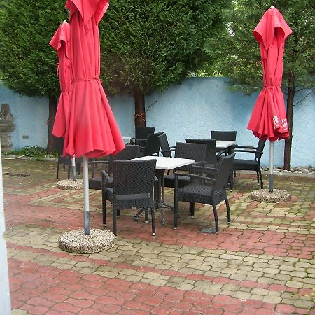 Shkodra Hotel Bagian luar foto