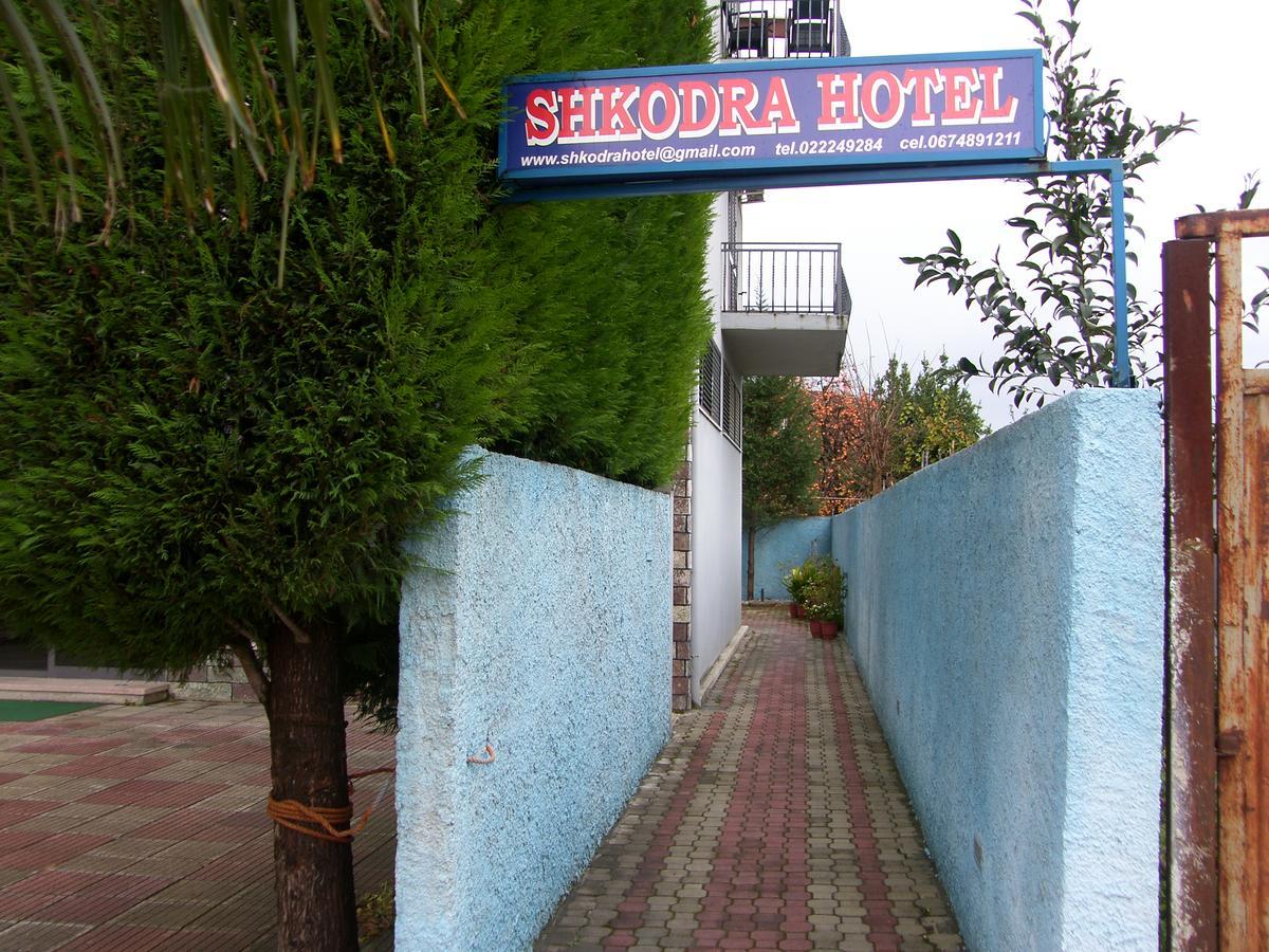 Shkodra Hotel Bagian luar foto