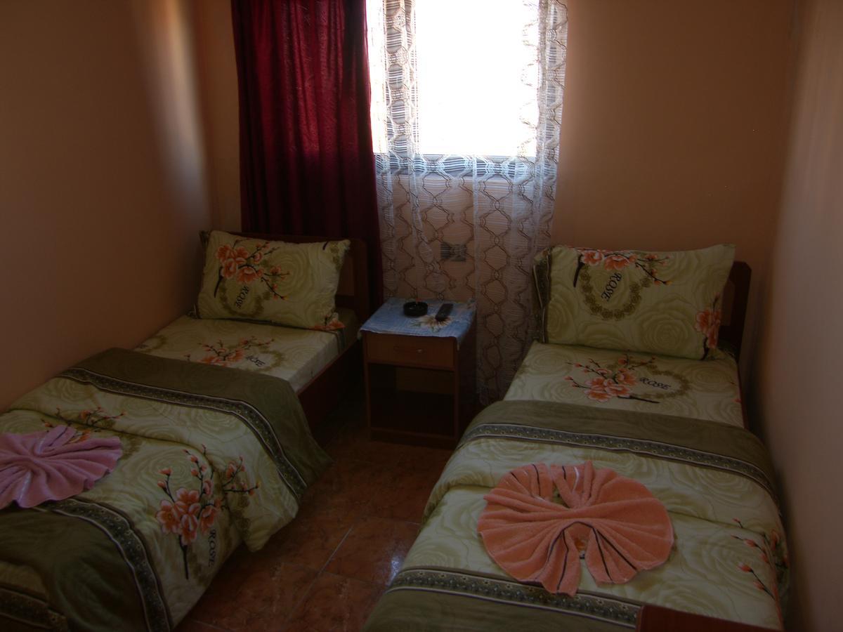 Shkodra Hotel Bagian luar foto
