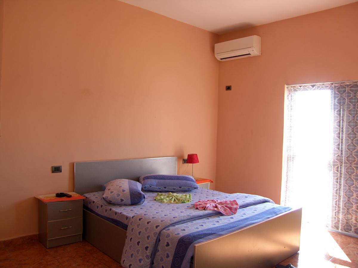 Shkodra Hotel Bagian luar foto
