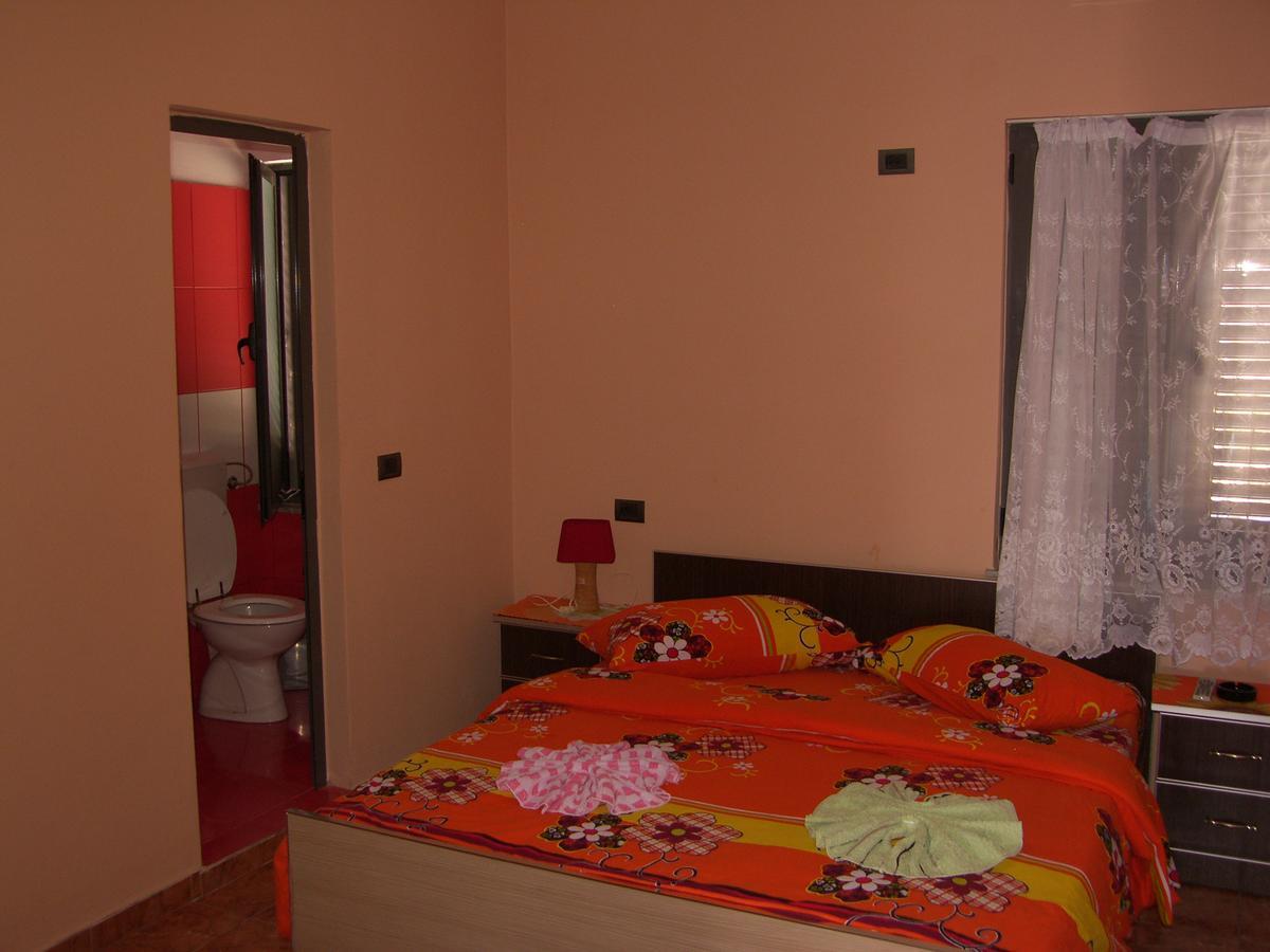 Shkodra Hotel Bagian luar foto