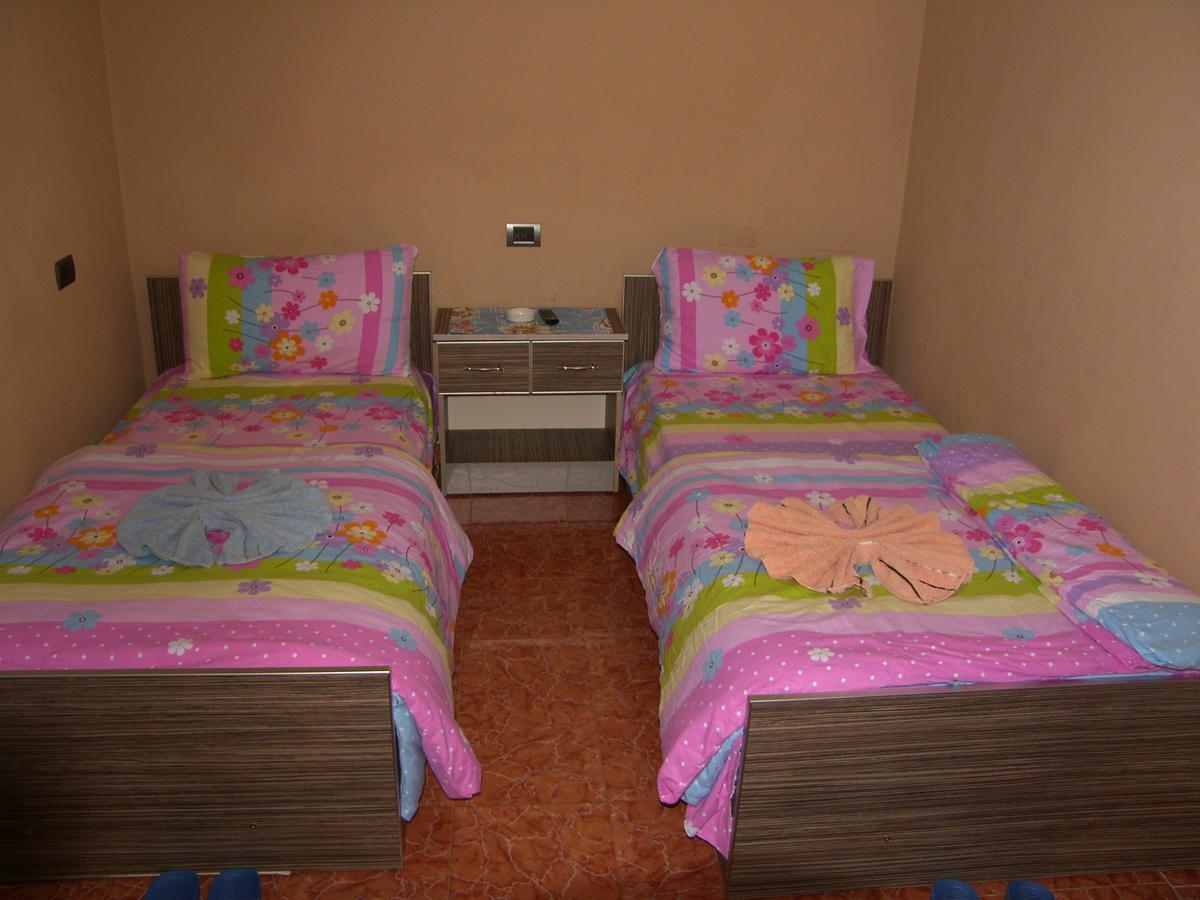 Shkodra Hotel Bagian luar foto