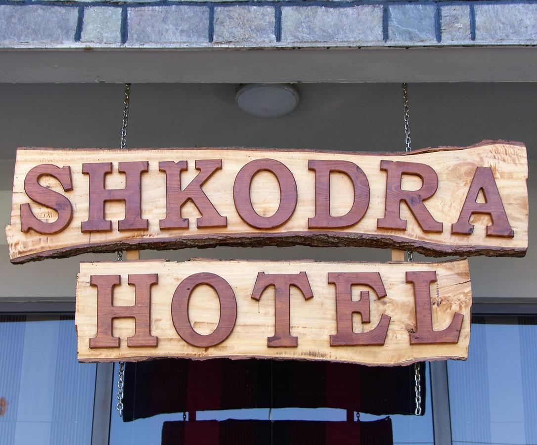 Shkodra Hotel Bagian luar foto