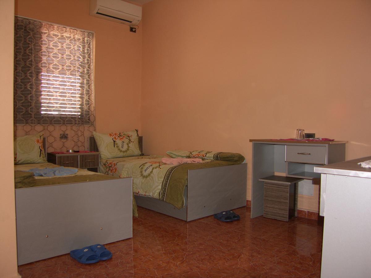 Shkodra Hotel Bagian luar foto