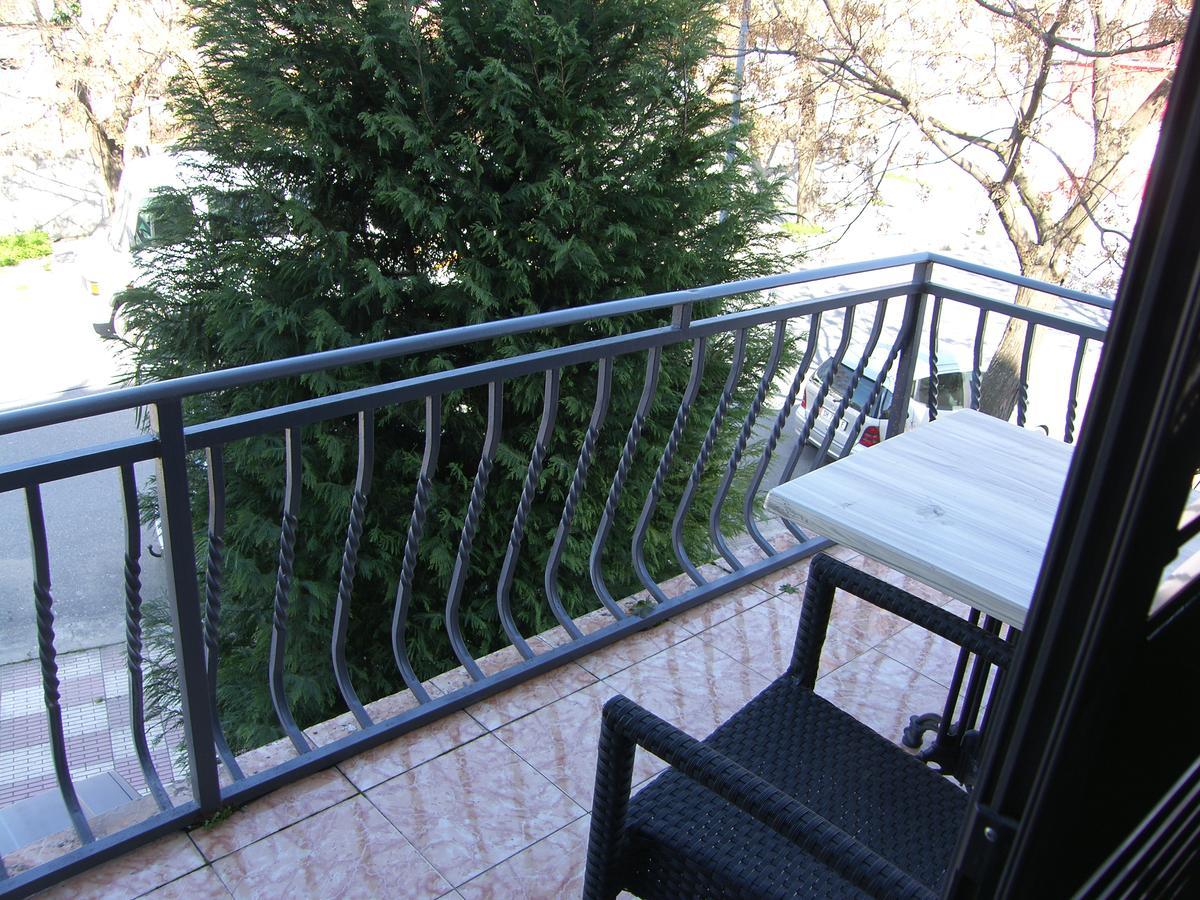 Shkodra Hotel Bagian luar foto