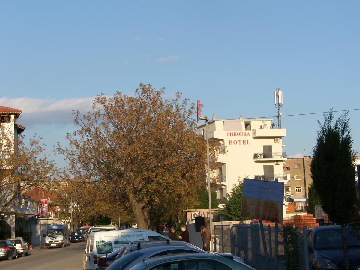 Shkodra Hotel Bagian luar foto
